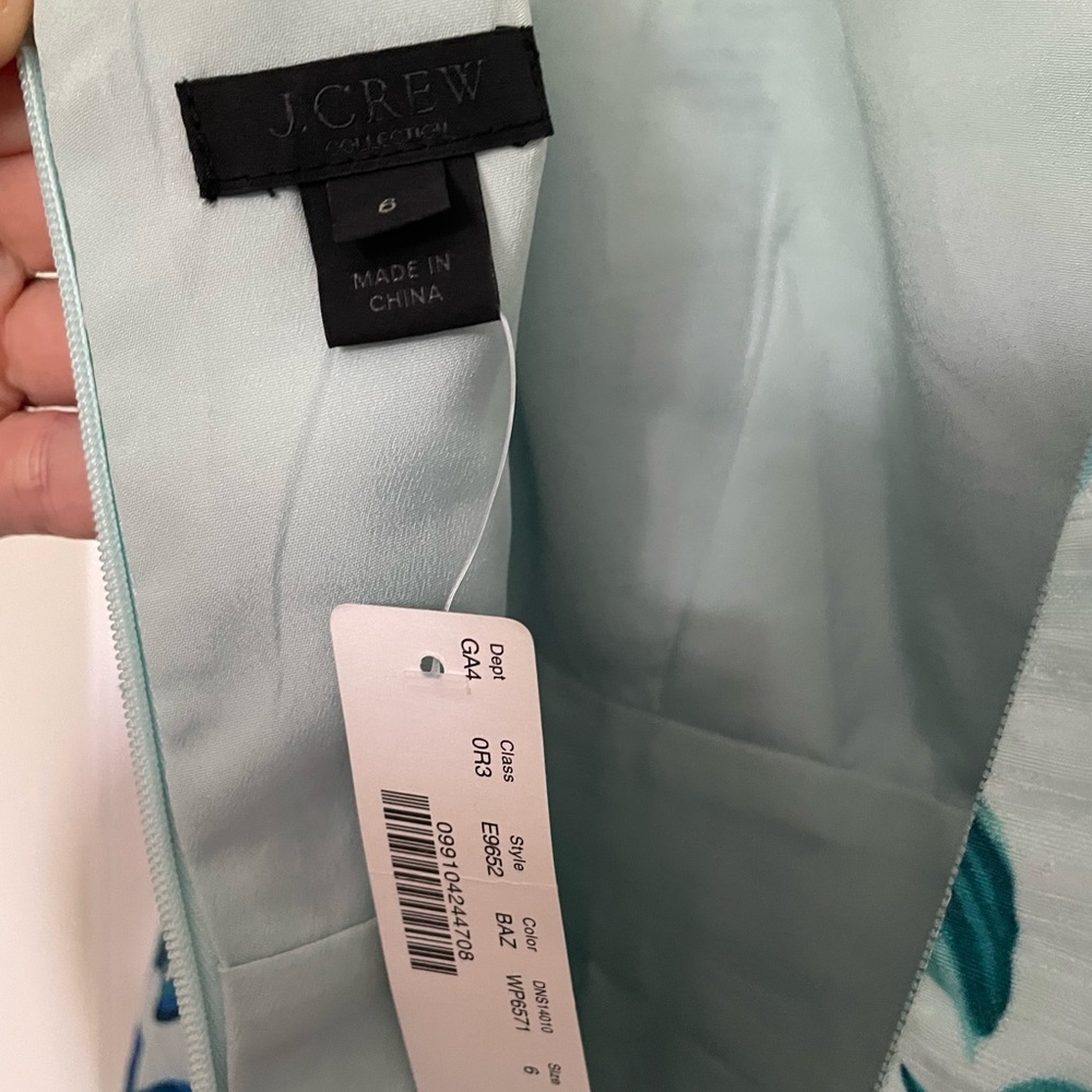 J Crew Collection - Picture 3 of 7